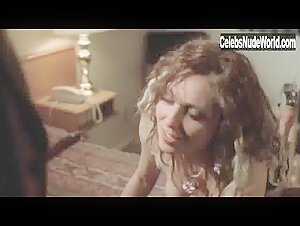 Justine Warrington breasts, Nude scene in Vice (2008) 6