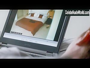 Gillian Anderson breasts, Nude scene in Closure (2007) 16