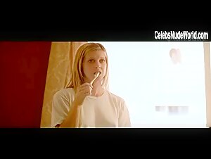 Jill Ritchie Sexxy,underclothing scene in Little Athens (2005) 12