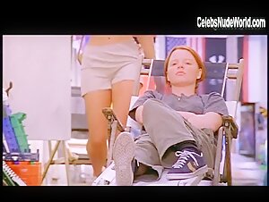 Joelle Carter bikini, Sexy scene in Swimming (2000) 6