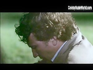 Jodi Thelen breasts, Nude scene in Four Friends (1981) 20