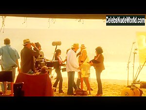 Jennifer Sky bikini, Sexy scene in Never Die Alone (2004) 16