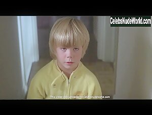 JoBeth Williams butt, Nude scene in Kramer vs. Kramer (1979) 14