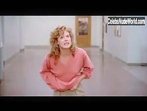 JoBeth Williams Nude, breasts scene in Teachers (1984) 6