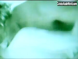 Kelly Rutherford breasts, Nude scene in Angels Don't Sleep Here (2000) 8