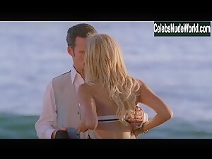 Julia Levy-Boeken Sexy scene in Entourage (2004-2011)
