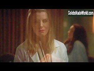 Erin Karpluk Sexy scene in Masters of Sex (2013-2016) 12