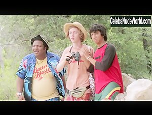 Julin bikini, Sexy scene in Austin High (2011) 6