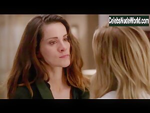 Jessica Capshaw, Stefania Spampinato Lesbian , Kissing scene in Grey's Anatomy (2005-2021) 20