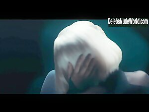 Julia Goldani Telles lesbian, Sexy scene in The Girlfriend Experience (2016-2021) 12