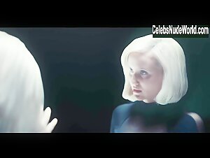 Julia Goldani Telles lesbian, Sexy scene in The Girlfriend Experience (2016-2021) 17