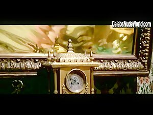 Leigh Taylor-Young breasts, Nude scene in The Adventurers (1970) 14