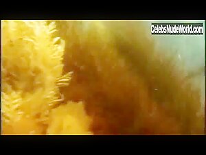 Laura Nativo Sexy, bikini scene in Aquanoids (2003) 3