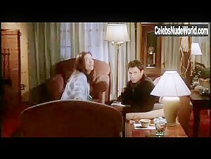 Lindsay Sloane Sexy scene in Seven Girlfriends (1999) 13