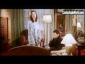 Lindsay Sloane Sexy scene in Seven Girlfriends (1999) 14