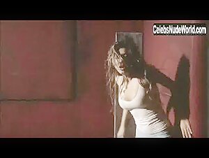 Leyla Milani Cleavage , Bouncing boobs scene in Wrestlemaniac (2006) 14