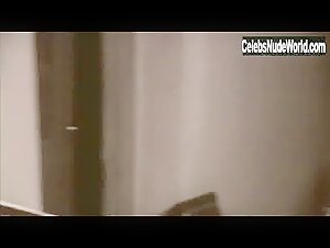 Leyla Milani Cleavage , Bouncing boobs scene in Wrestlemaniac (2006) 3