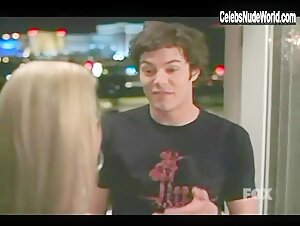 Kristen Renton Blonde , Kissing scene in The O.C. (2003-2006) 14
