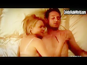 Laura Allen Blonde , Lingerie scene in Dirt (2007-2008) 5