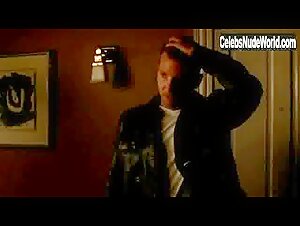 Lindsay Price Sexy scene in Kitchen Confidential (2005-2006) 2
