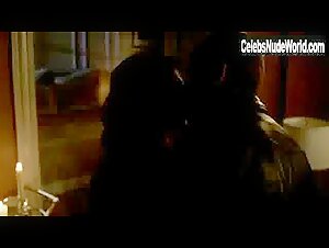 Lindsay Price Sexy scene in Kitchen Confidential (2005-2006) 9