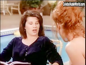 Laura Leighton bikini, Sexy scene in Melrose Place (1992-1997) 4