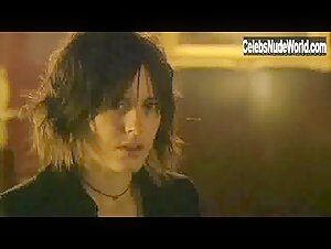 Katherine Moennig, Lynda Boyd lesbian, breasts scene in The L Word (2004-2009) 2