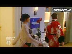 Lindsay Price underwear, Sexy scene in Lipstick Jungle (2008) 8