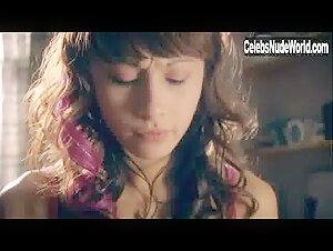 Klariza Clayton Lingerie , Bare Legs scene in Skins (2007-2011) 5