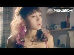 Klariza Clayton Lingerie , Bare Legs scene in Skins (2007-2011) 9