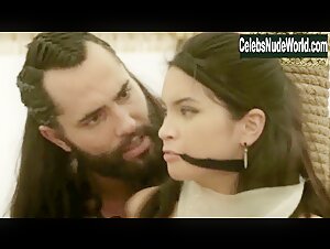 Krystal Vee Sexy scene in The Scorpion King 3: Battle for Redemption (2012) 19