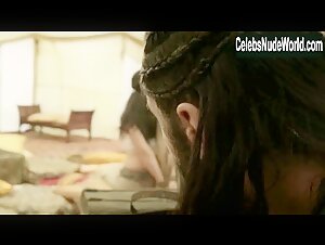 Krystal Vee Sexy scene in The Scorpion King 3: Battle for Redemption (2012) 3