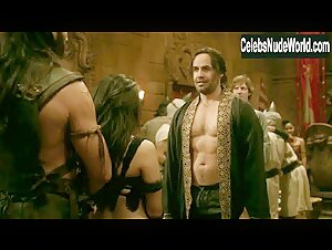 Krystal Vee Sexy Dress , Capture scene in The Scorpion King 3: Battle for Redemption (2012) 12