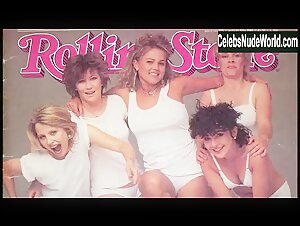 Jane Wiedlin, Belinda Carlisle, Kathy Valentine Sexxy,underwear scene in The Go-Go's (2020) 4