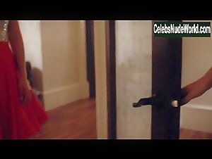 Alli Chung, Meghan Heffern Sexy Dress , Threesome In UnREAL (2015-2018) 2
