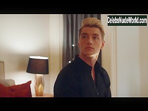 Alli Chung, Meghan Heffern Sexy Dress , Threesome In UnREAL (2015-2018) 7