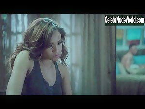 Meagan Tandy Nude, underwear scene in Survivor's Remorse (2014-2017) 16