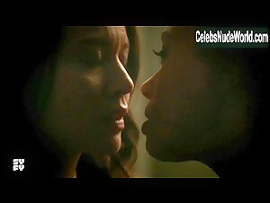 Melissa O'Neil, Melanie Liburd Sexy, lesbian scene in Dark Matter (2015-2017) 15