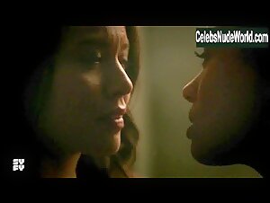 Melissa O'Neil, Melanie Liburd Sexy, lesbian scene in Dark Matter (2015-2017) 19