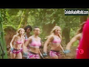 Kim Matula, Meagan Tandy, Monique Ganderton, Sunita Prasad Sexy scene in UnREAL (2015-2018)