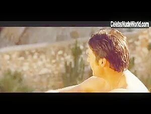 Marta Nieto bikini, Sexy scene in Hot Summer Rain (2006) 4