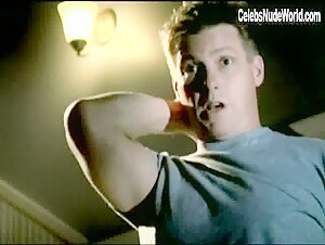 Marla Sokoloff Sexy scene in Desperate Housewives (2004-2011) 9