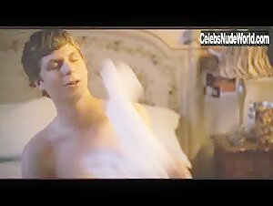 Martha MacIsaac Erotic Dance , Striptease scene in Superbad (2007) 18