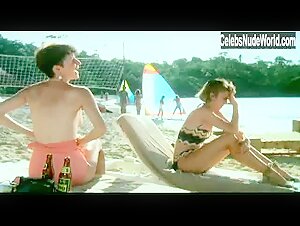 Mary Gross breasts, Nude scene in Club Paradise (1986) 9