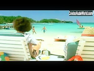 Mary Gross Sexy scene in Club Paradise (1986) 7