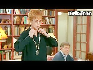 Mary Tyler Moore underwear, Sexy scene in Flirting with Disaster (1996) 16