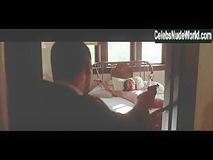 Marisol Padilla Sanchez breasts, Nude scene in L.A. Confidential (1997) 10