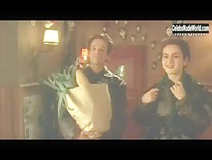 Floriane Daniel bush, breasts scene in Winterschläfer (1997) 3