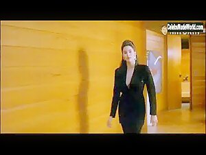 Jami Gertz Sexy scene in Less than Zero (1987) 5