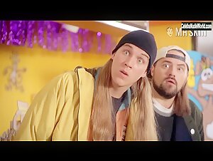 Jennifer Schwalbach Smith Sexy scene in Jay and Silent Bob Strike Back (2001) 10